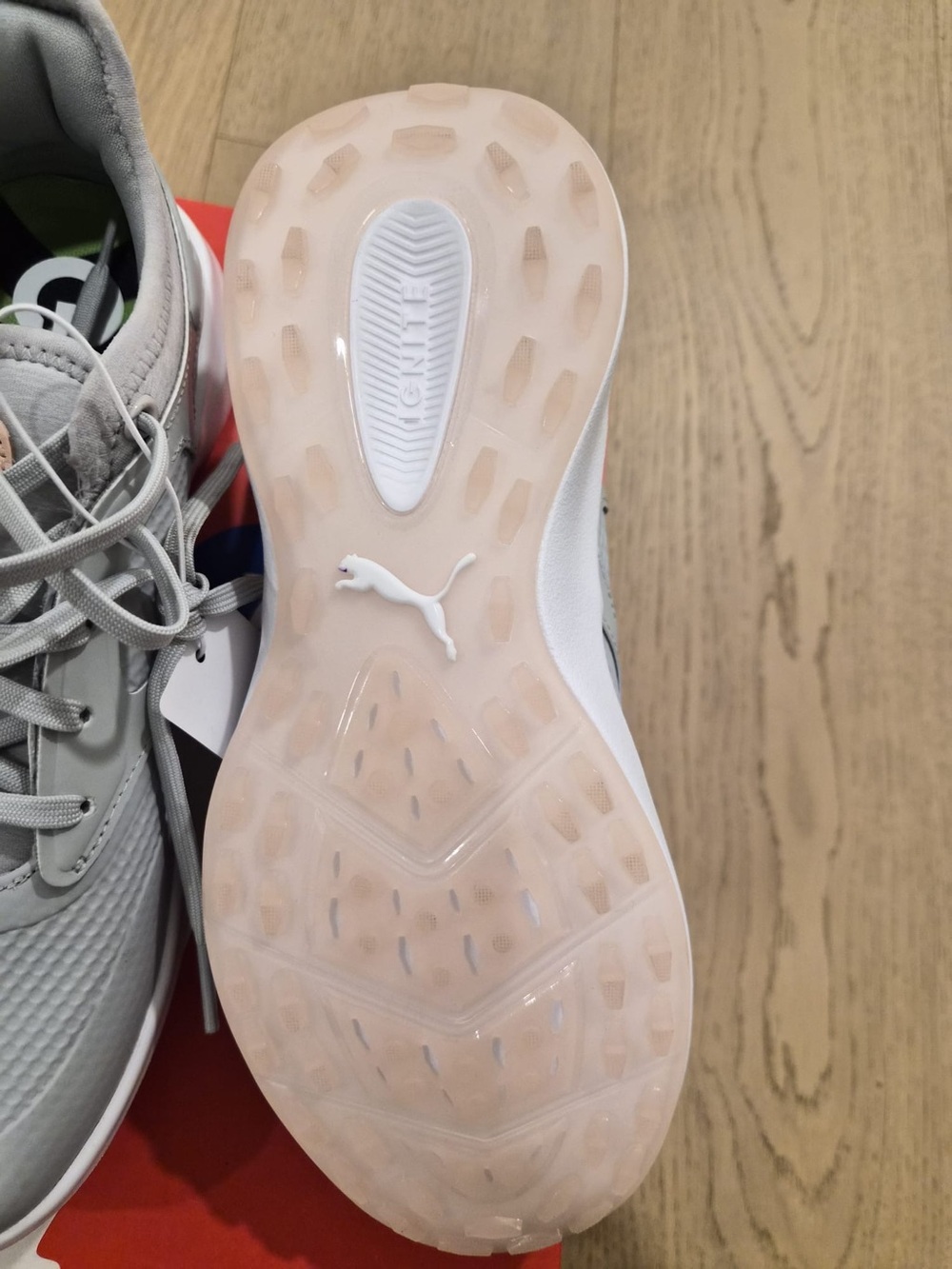 PUMA Women's IGNITE Malibu Spikeless Golf Shoes - Size 7 - Picture 9 of 11